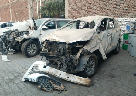 TOYOTA  INNOVA HYCROSS